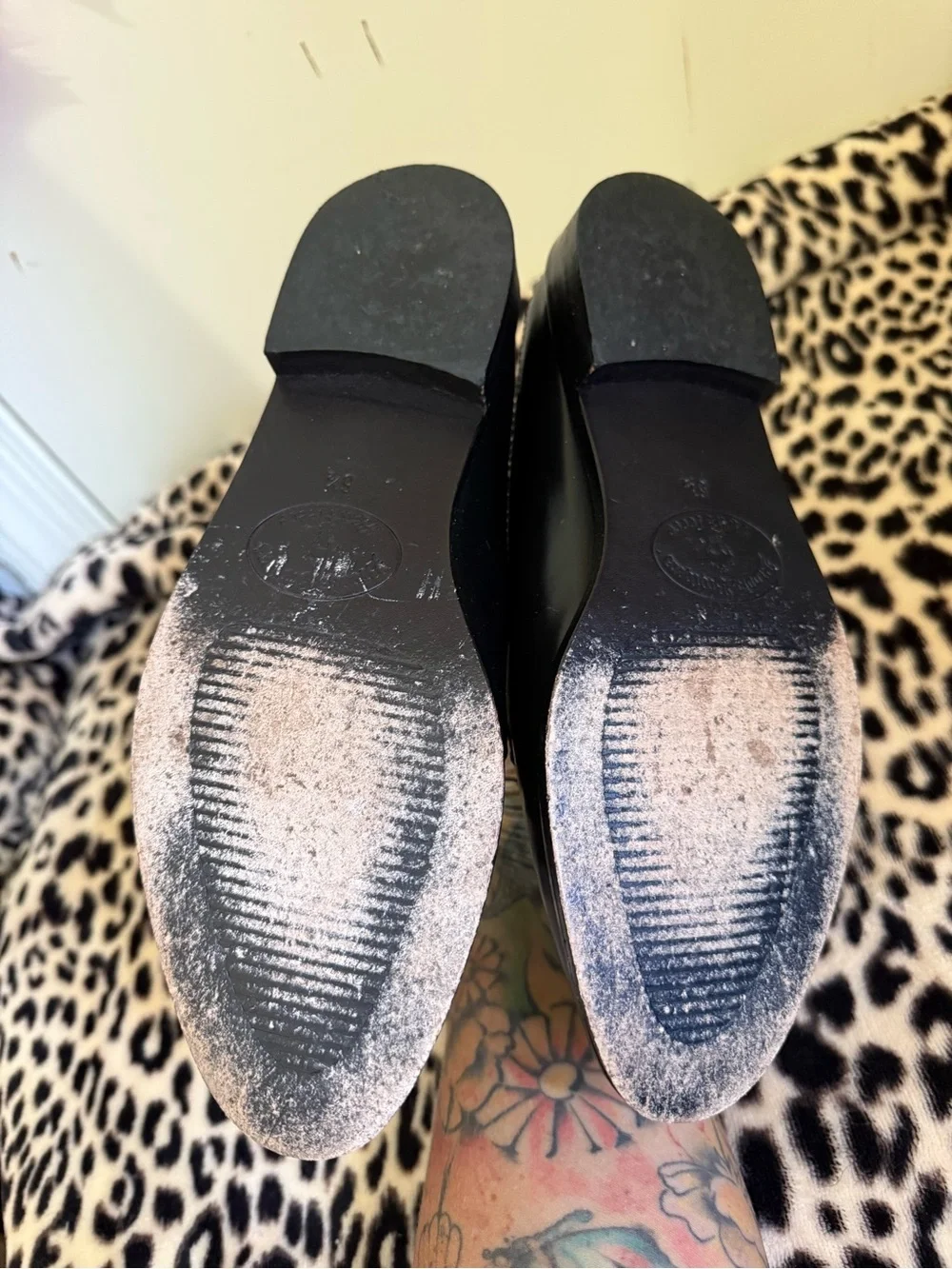 Brooks Brothers Black Leather Tassel Slip-On mules